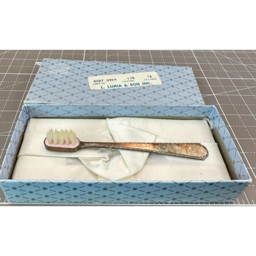 Sterling Silver Weidlich Spoon Co Babies Toothbrush with Pink Base